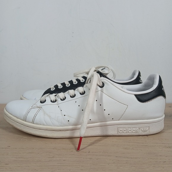 Adidas CRUELLA Sneakers Mens 11 Black White Leather Low Top Streetwear Casual